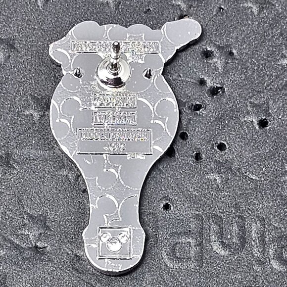 NEW! 2025 Wave B Disneyland Hidden Mickey Bubble Wand Goofy Pin - Picture 2 of 2